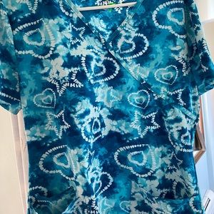 Size medium scrub top 5/20$